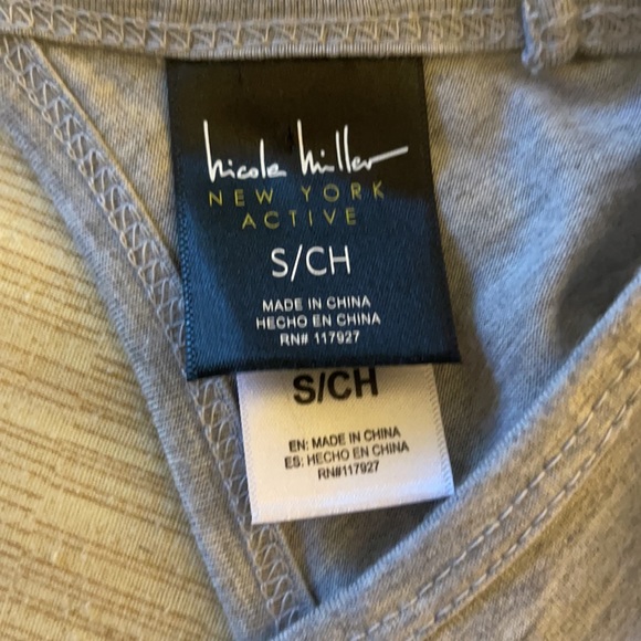 Nicole Miller athleisure top with open back Sz S - Picture 2 of 8